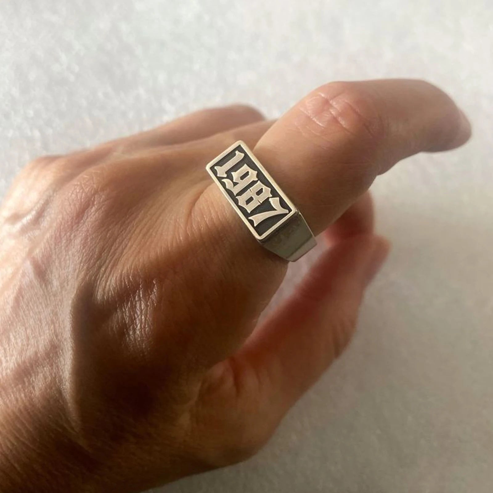 Anillo de bodas 3D personalizado para parejas Personalizar Anillo 3D de acero inoxidable chapado en oro de 18 quilates Regalos personalizados para el día del padre de cumpleaños