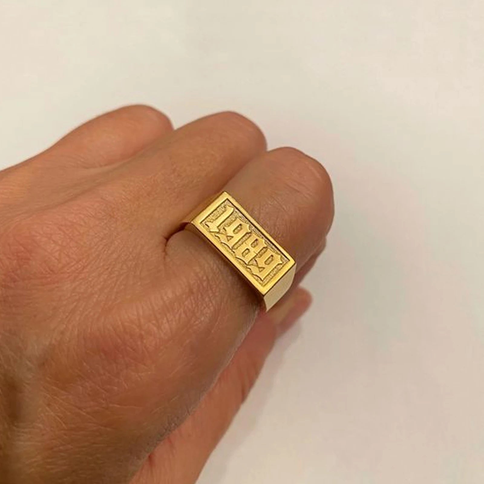 Anillo de bodas 3D personalizado para parejas Personalizar Anillo 3D de acero inoxidable chapado en oro de 18 quilates Regalos personalizados para el día del padre de cumpleaños