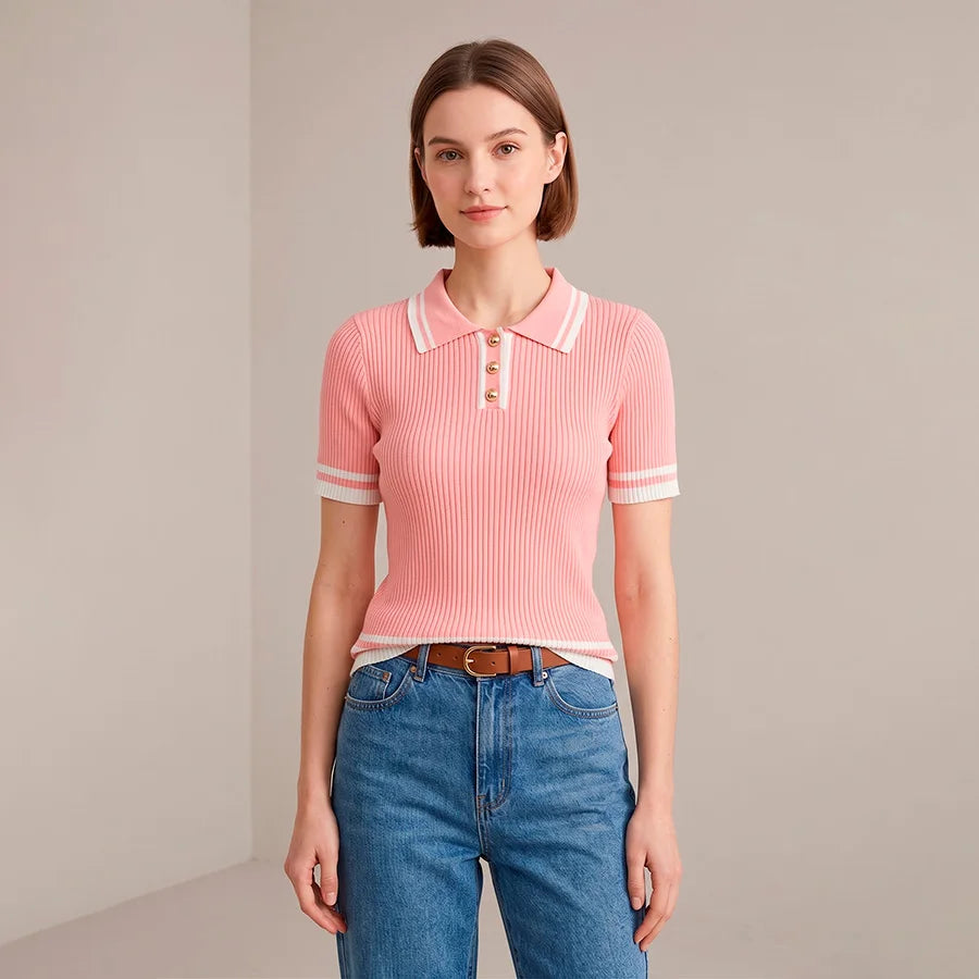 Blusa Polo de Punto Acanalado con Detalles en Contraste y Botones Dorados