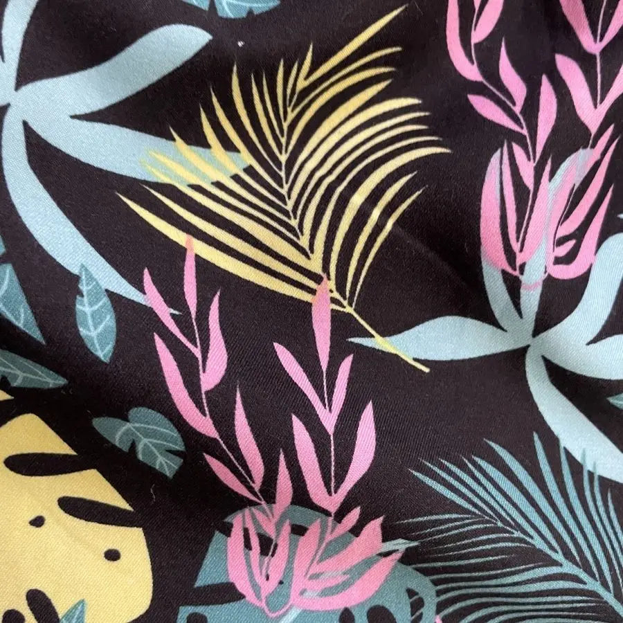 Short Playero para Dama - Diseño Tropical Fresco con Jareta