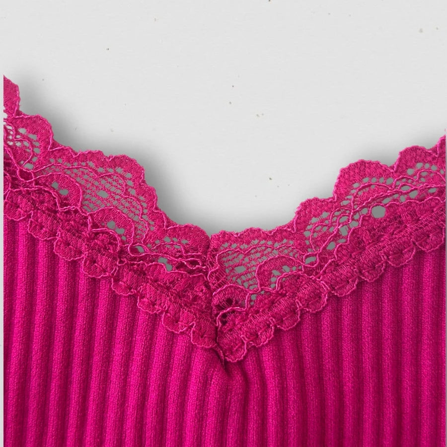 Set de 4 Tops de Dama Premium con Tirantes Delicados y Detalle de Olan