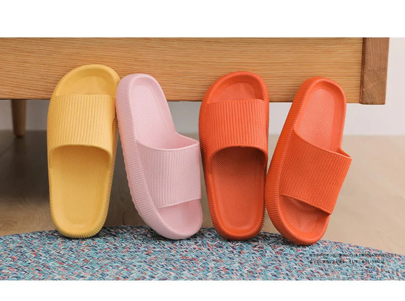 Zapatillas de nube con plataforma gruesa para mujer, sandalias deslizantes con almohada de suela blanda Eva para interior del hogar, chanclas de playa antideslizantes de verano 2025
