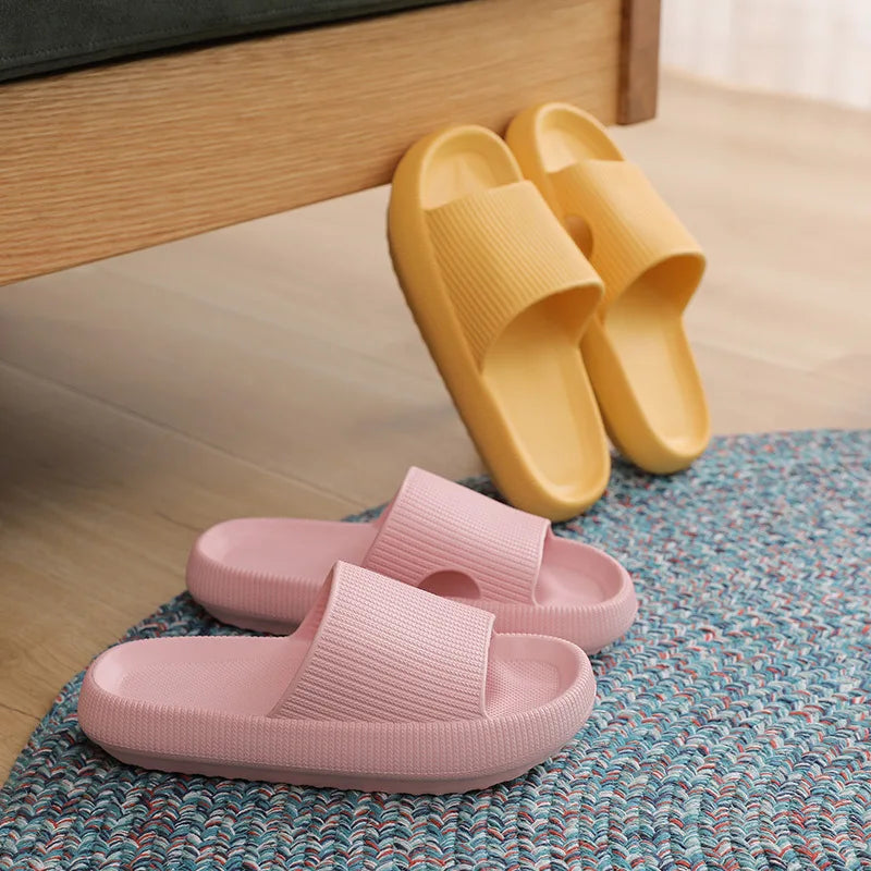 Zapatillas de nube con plataforma gruesa para mujer, sandalias deslizantes con almohada de suela blanda Eva para interior del hogar, chanclas de playa antideslizantes de verano 2025