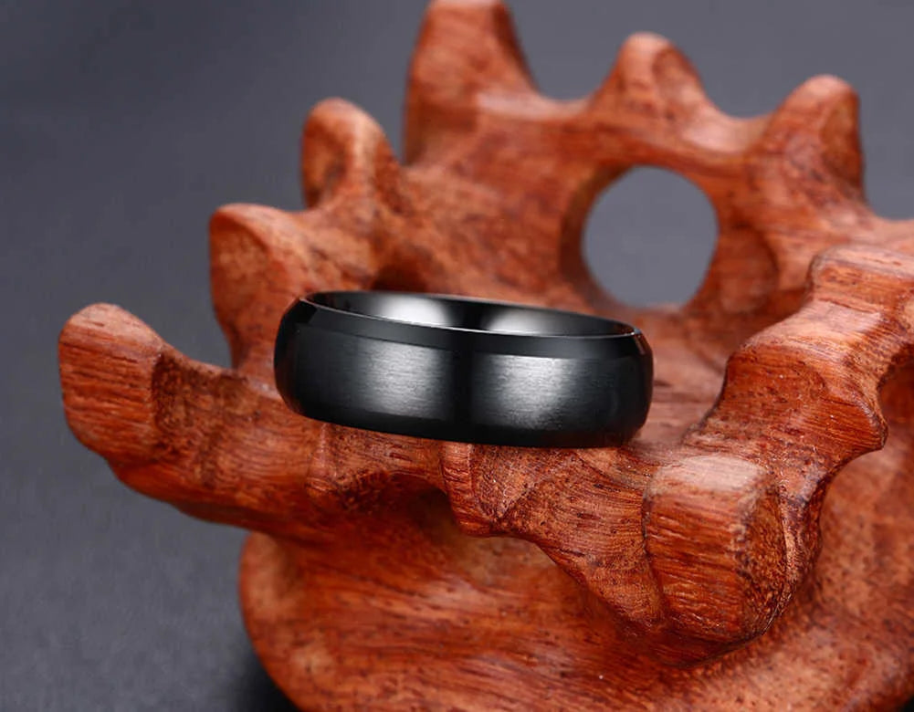 Vnox-Anillo de boda personalizado de acero inoxidable para hombres y mujeres, anillo central cepillado con borde biselado, banda negra, nombre grabado, letra, fecha
