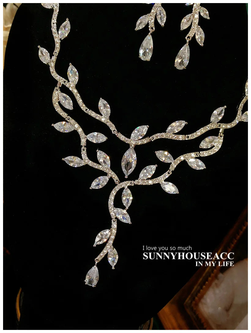 Conjuntos de joyería fina para mujer, collar de plata de ley S925, pendientes de diseño Floral de alta calidad, conjunto de accesorios brillantes para fiesta y boda