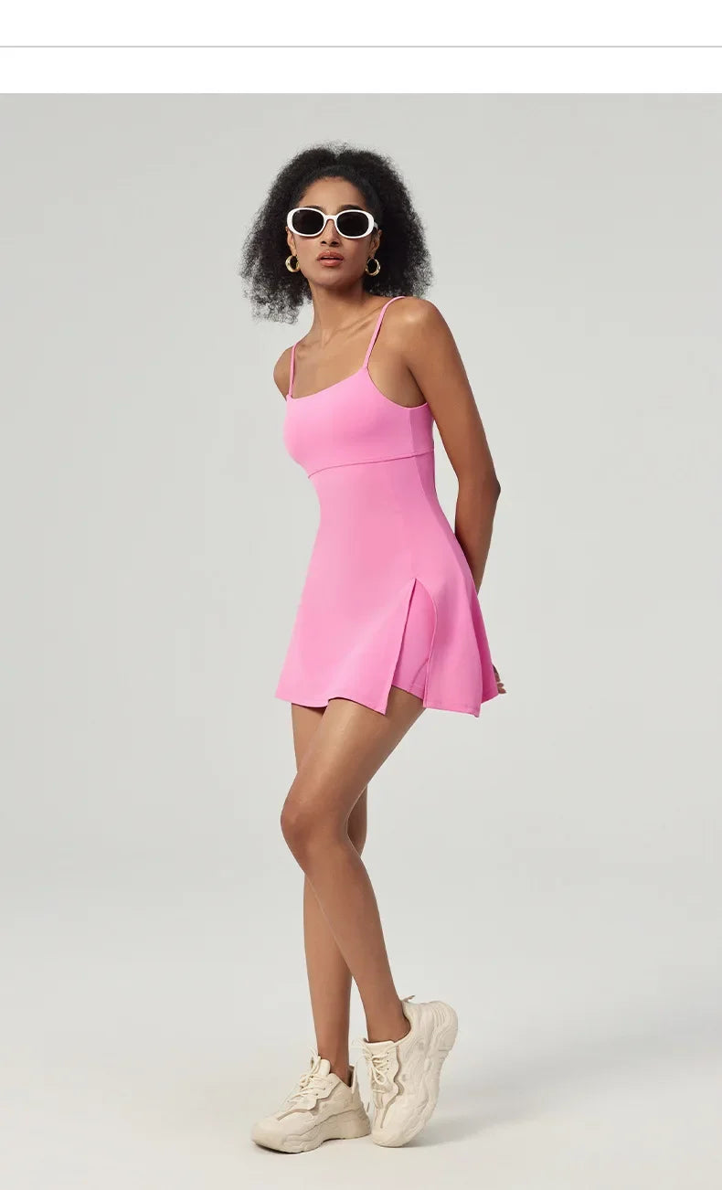Vestido de tenis moderno SharpStar para mujer con pantalones cortos, vestido deportivo para bádminton y golf con almohadillas en el pecho, conjunto deportivo ajustado con abertura, vestido deportivo.