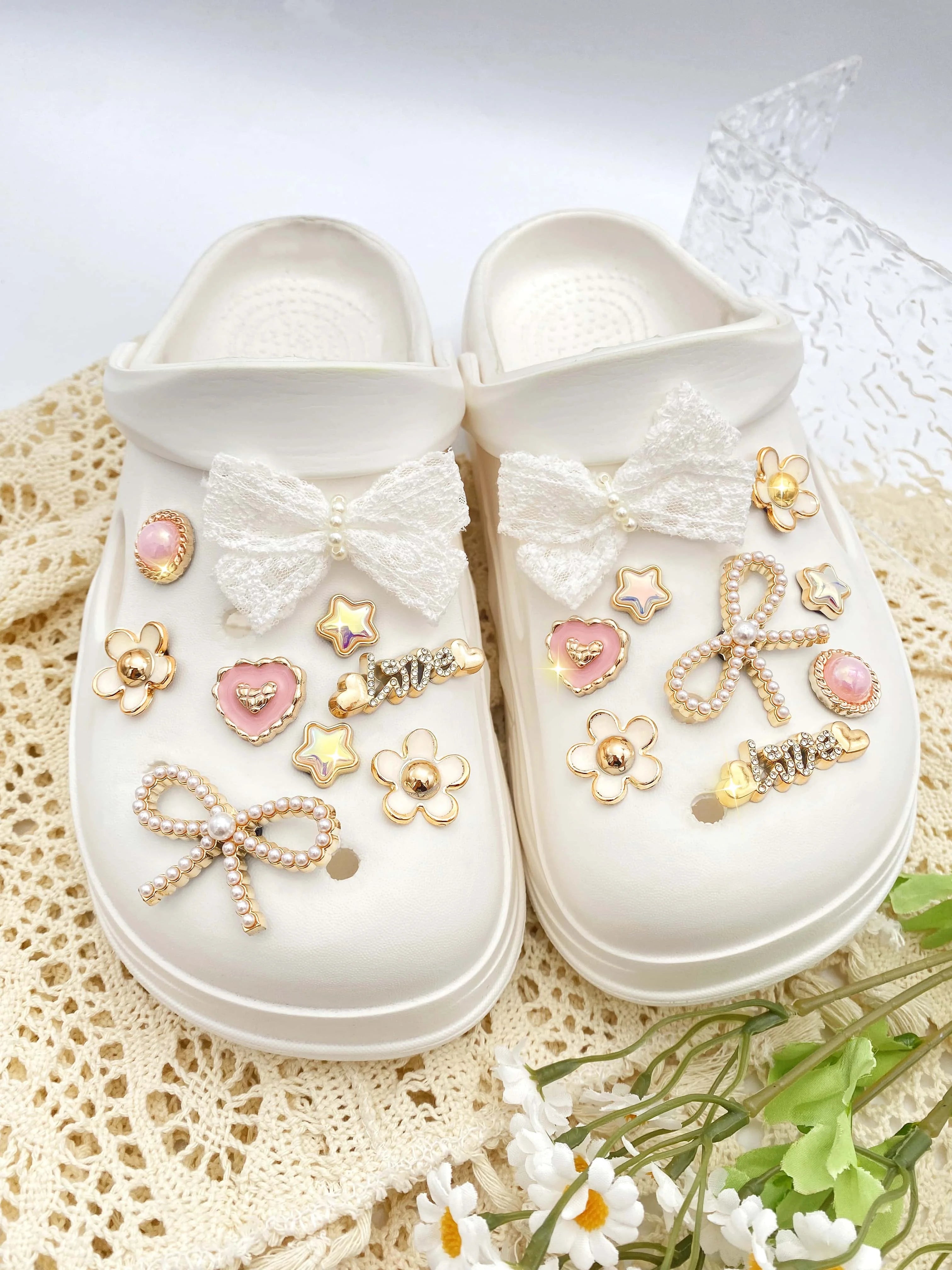 18 piezas de lazo de perlas ABS blanco, perla ABS redonda rosa, amor, flores blancas, pentáculo, botón de amor con letras, decoración DIY, suitab