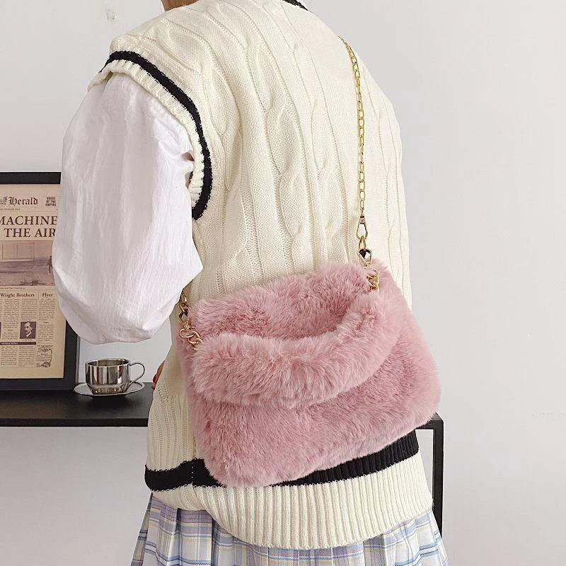 Bolso de mano de piel sintética de felpa para otoño e invierno, bandolera pequeña con cadena cuadrada, bolso de compras cálido y esponjoso a la moda