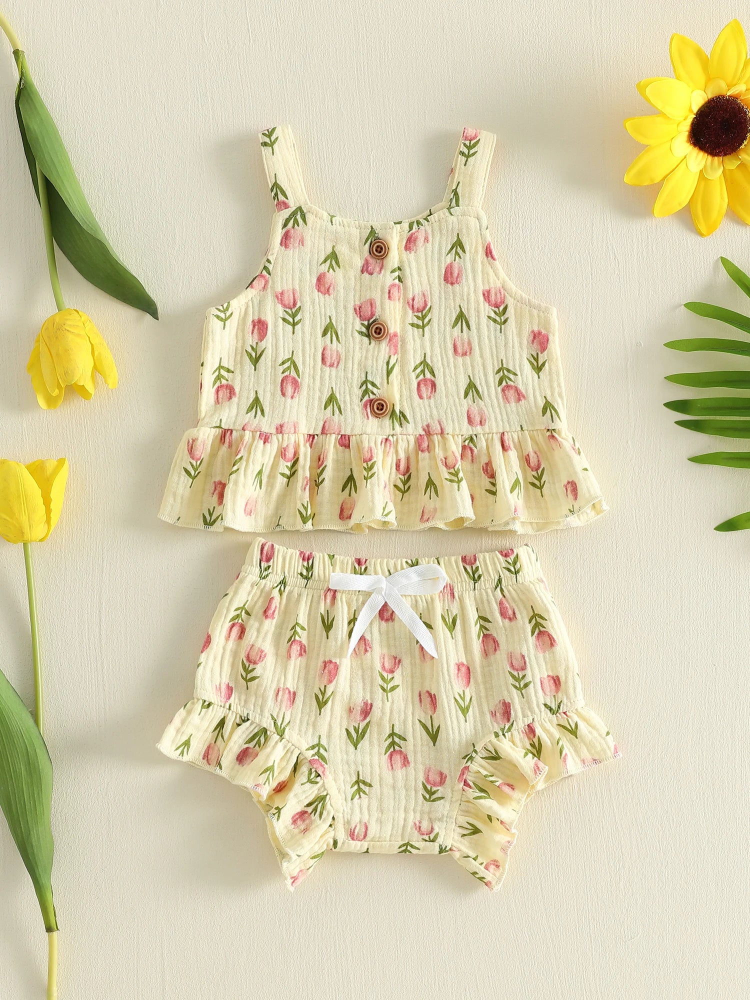 Lioraitiin Conjunto de verano para niñas con estampado floral de tulipanes, sin mangas, cuello cuadrado, camisetas sin mangas, pantalones cortos elásticos con volantes, conjunto de 2 piezas