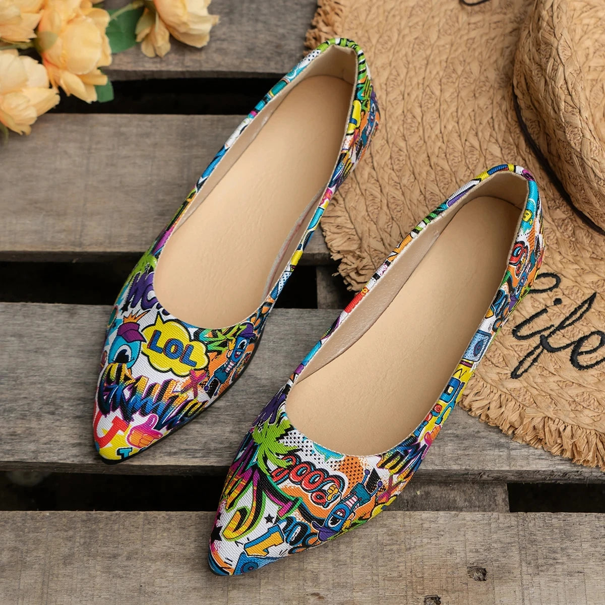 Nueva llegada 2024 zapatos de verano bonitos y a la moda con punta estrecha para mujer, zapatos planos de bailarina, zapatos informales cómodos para mujer