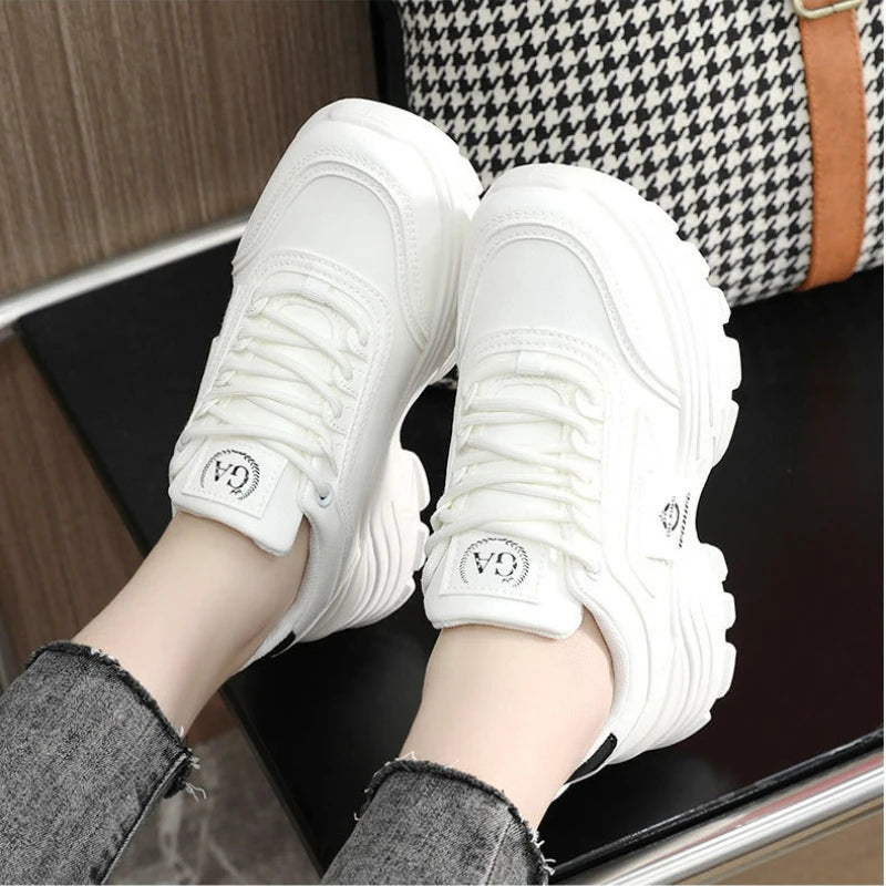 Zapatillas de deporte para mujer, zapatos de cuero con aumento de altura, zapatos informales con cordones a la moda, zapatos vulcanizados para exteriores, zapatos de plataforma de diseñador para mujer
