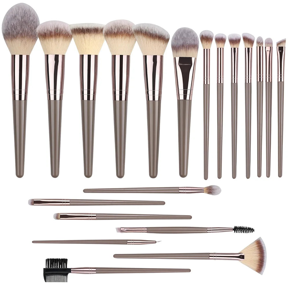 Juego de brochas de maquillaje marrones, herramienta de maquillaje suave portátil, base sintética Premium, correctores, sombras de ojos, maquillaje diario, 1-32 Uds.