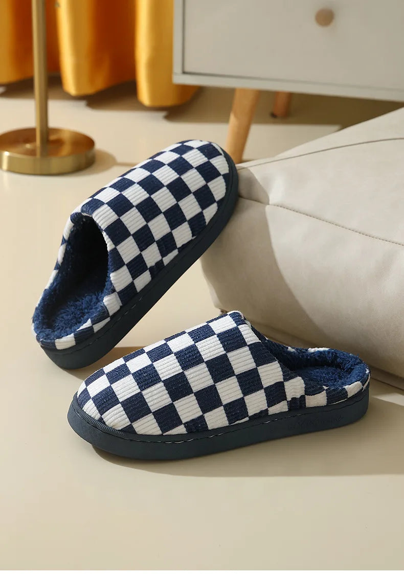 Zapatilla a cuadros para mujer, invierno cálido, hogar, dibujos animados Kawaii, Contton de felpa, interior, divertido, lindo, peludo, zapatos de suelo para casa, tablero de ajedrez femenino