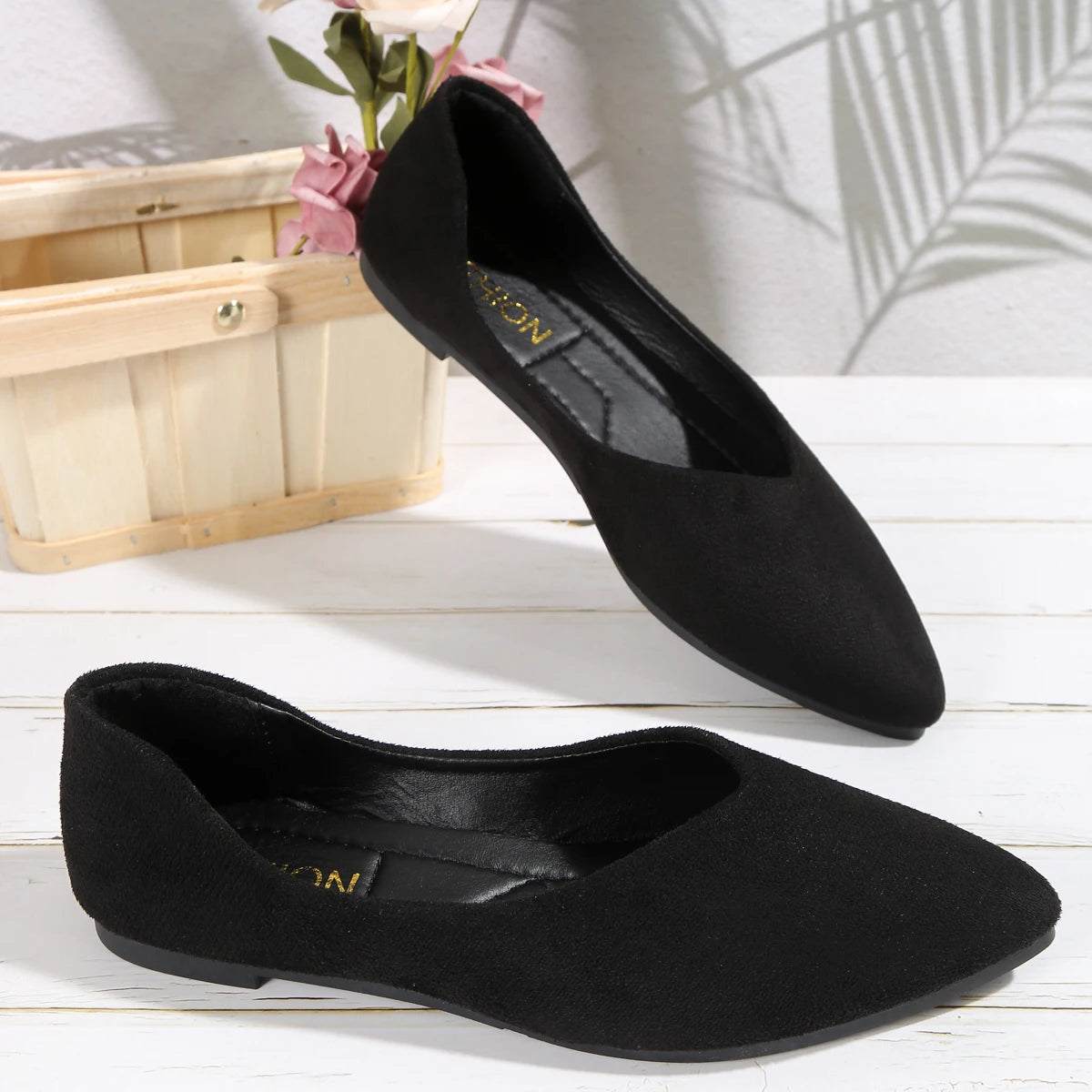 Zapatos planos de gamuza con punta en pico para mujer, estilo casual con corte en V, cómodos para el trabajo y la oficina, suela suave, mocasines sin cordones.