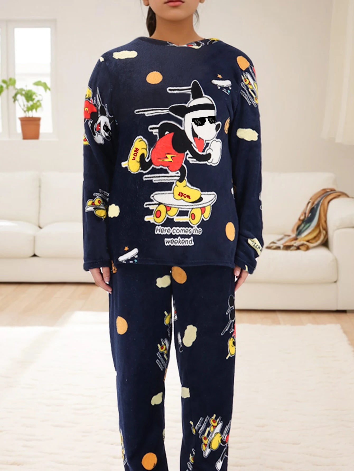 Conjunto de Pijama de Felpa Polar para Mujer – Suave, Cálido y Acogedor, Ideal para Otoño e Invierno, Pijama Largo de Manga Larga y Pantalón Estampado