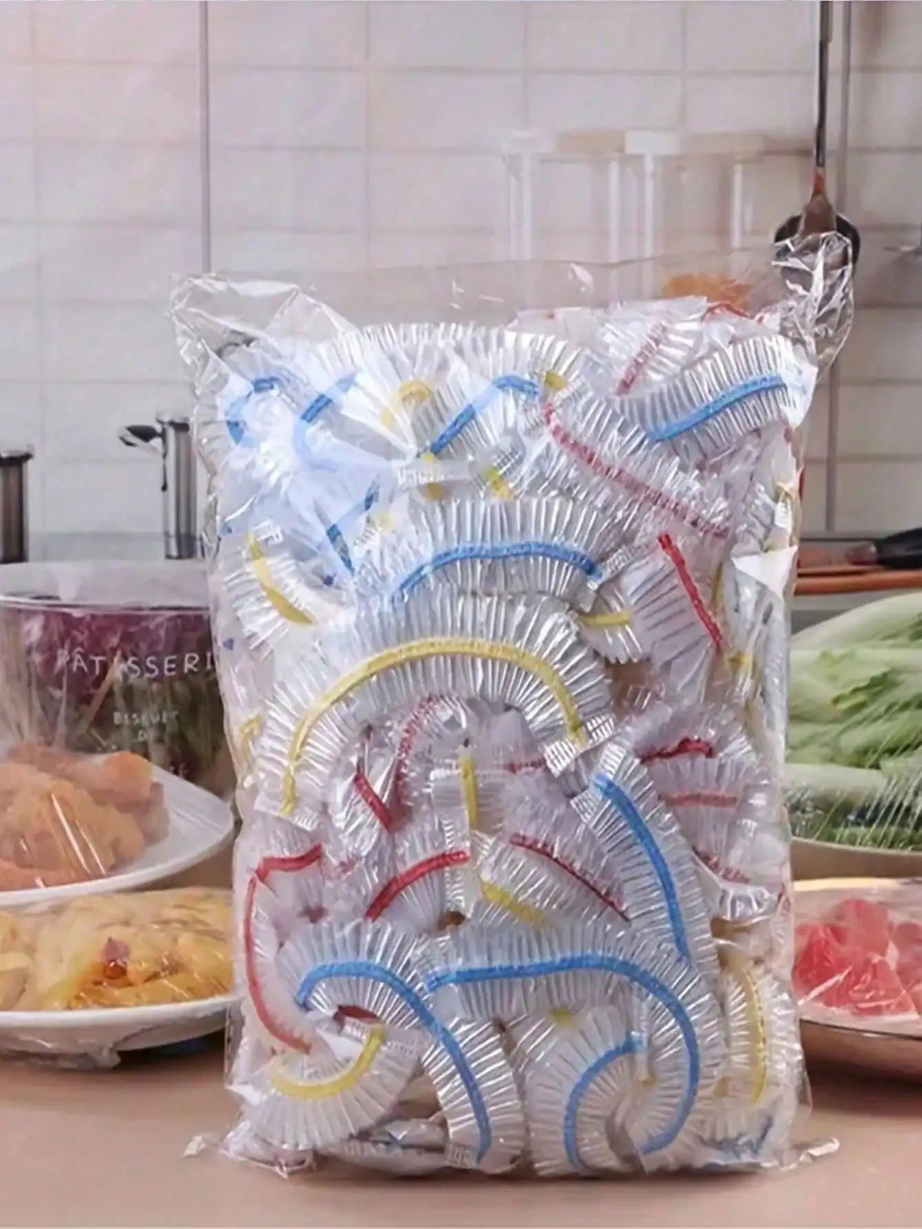 100 Cubiertas Desechables para Alimentos, Cubiertas de Plástico con Borde Elástico. Tapa Universal para Tazones, para Mantener la Frescura de los Alimentos en la Cocina, a Prueba de Polvo y Apta para Microondas