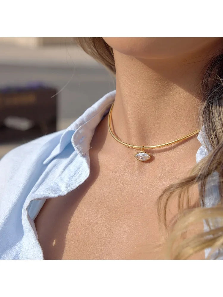 Collar con colgante geométrico de circonita para mujer, chapado en oro de 18 quilates, collar de acero inoxidable, joyería de moda, regalo.