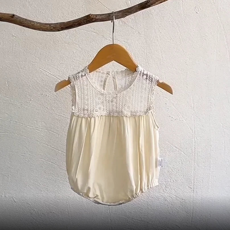 Ropa de encaje para bebé 6011B, moda de verano, ropa de una pieza de algodón tejida con flores de encaje para niña, ropa de escalada de princesa
