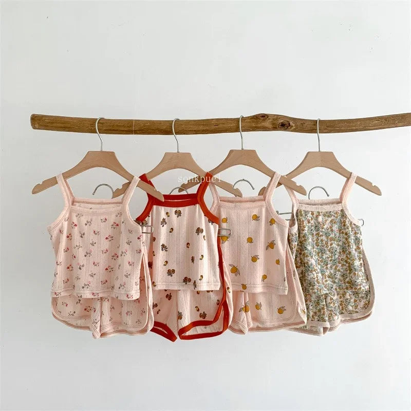 NOVEDAD DE VERANO 20225, Tops sin mangas para bebé y pantalones cortos de cintura ajustada, traje de 2 piezas, conjunto de ropa con cuello cuadrado para niñas, ropa de algodón para niños