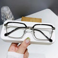 Gafas de lectura cuadradas a la moda para hombres y mujeres, gafas para presbicia con marco de Metal antiluz azul, gafas antifatiga para ordenador de 0 a + 4,0