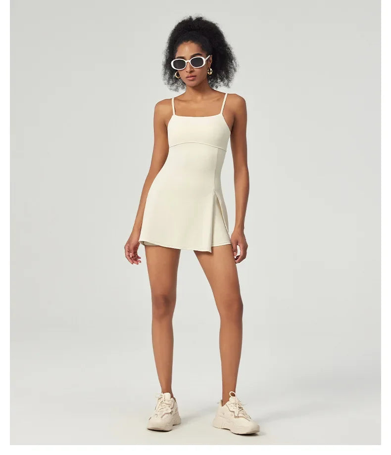 Vestido de tenis moderno SharpStar para mujer con pantalones cortos, vestido deportivo para bádminton y golf con almohadillas en el pecho, conjunto deportivo ajustado con abertura, vestido deportivo.