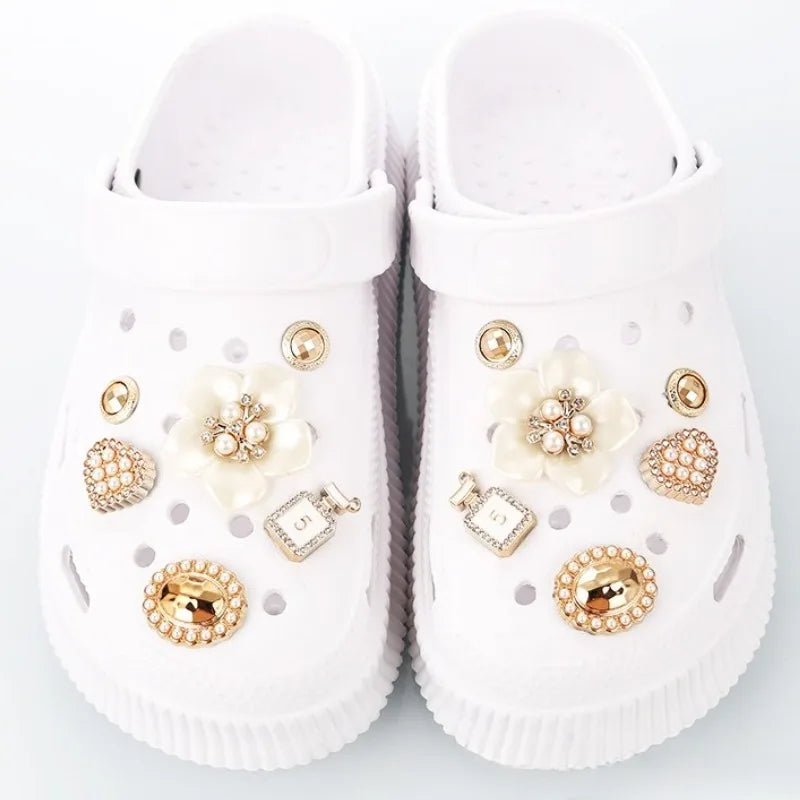 12 Piezas de Decoraciones Desmontables de Acrílico con Perlas y Flores para Zapatos, Estilo DIY con Agujero Pequeño, Accesorio de Joyería Removible para Calzado