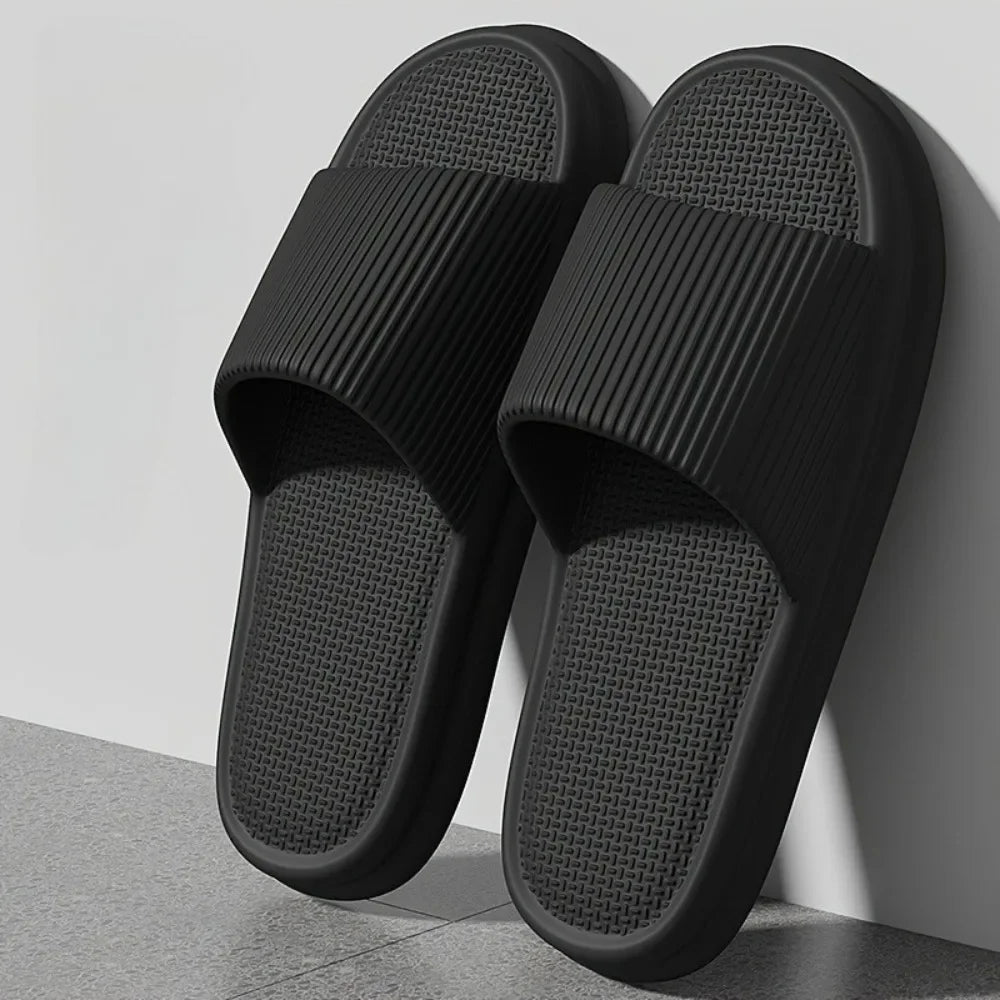 Zapatillas silenciosas de verano para hombre, sandalias antideslizantes con suela de EVA suave para interior del hogar y baño, a prueba de olores, cómodas y ligeras