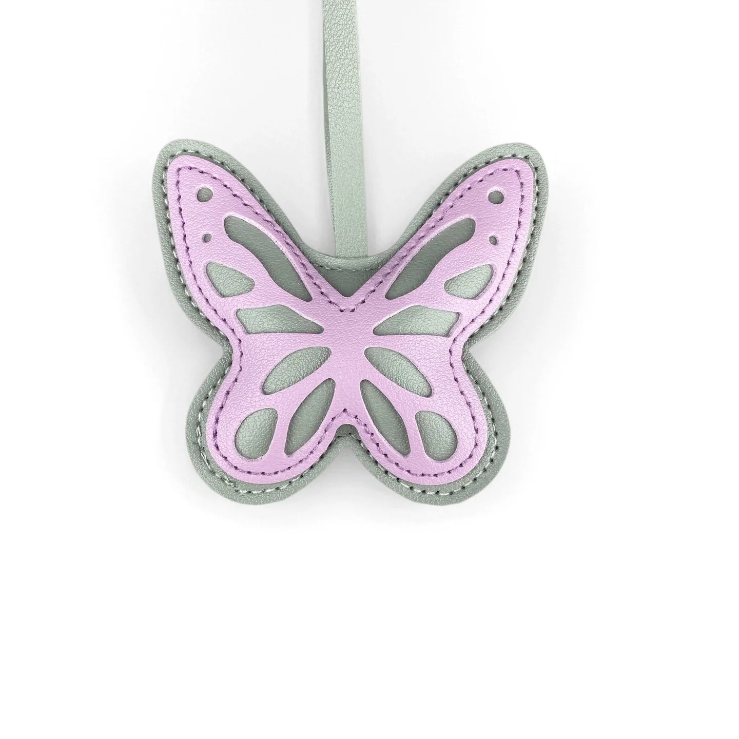 Set de Llaveros con Mariposa y Flor Moradas, Accesorios Lindos de Cuero PU con Diseño Floral para Amantes del Color Morado/Flores Realistas/Buen Regalo