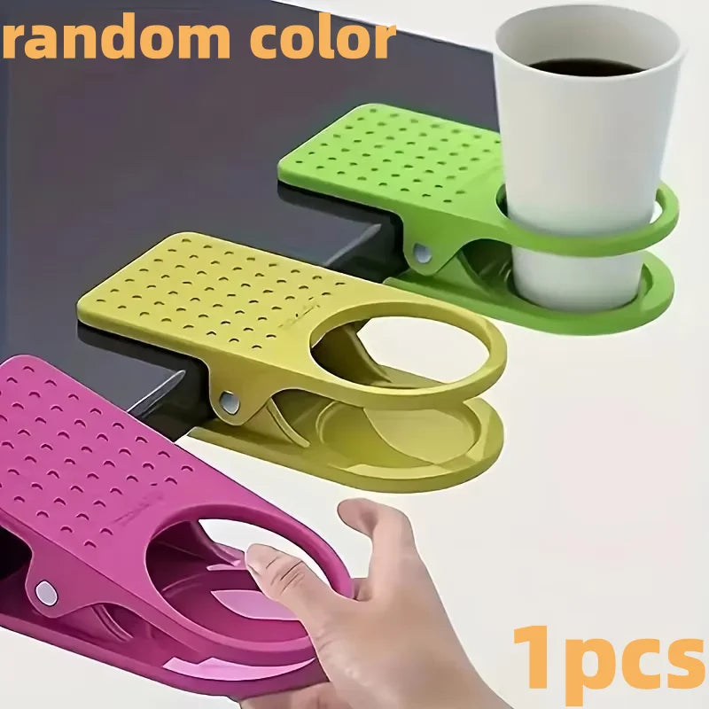 1 portavasos con clip, color aleatorio, clip para bebidas de mesa portátil de plástico duradero, adecuado para mesas y tablas