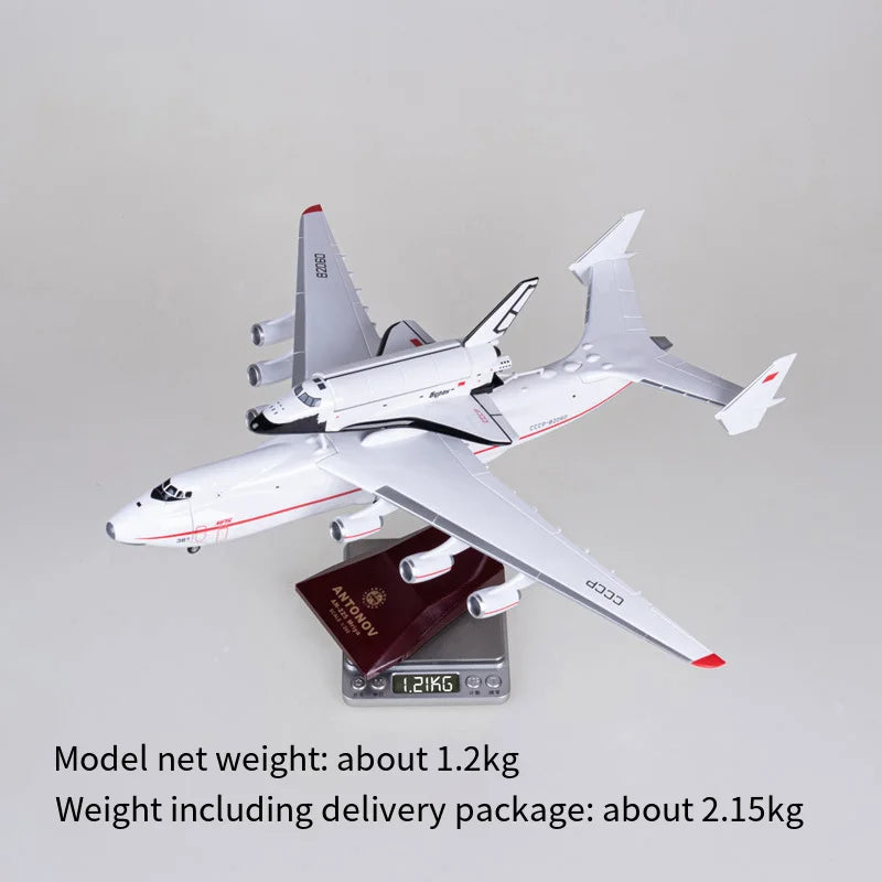 Antonov AN-225 Avión de transporte escala 1/200 42cm modelo de avión de simulación adorno de recuerdo juguete colección de exhibición ornamento