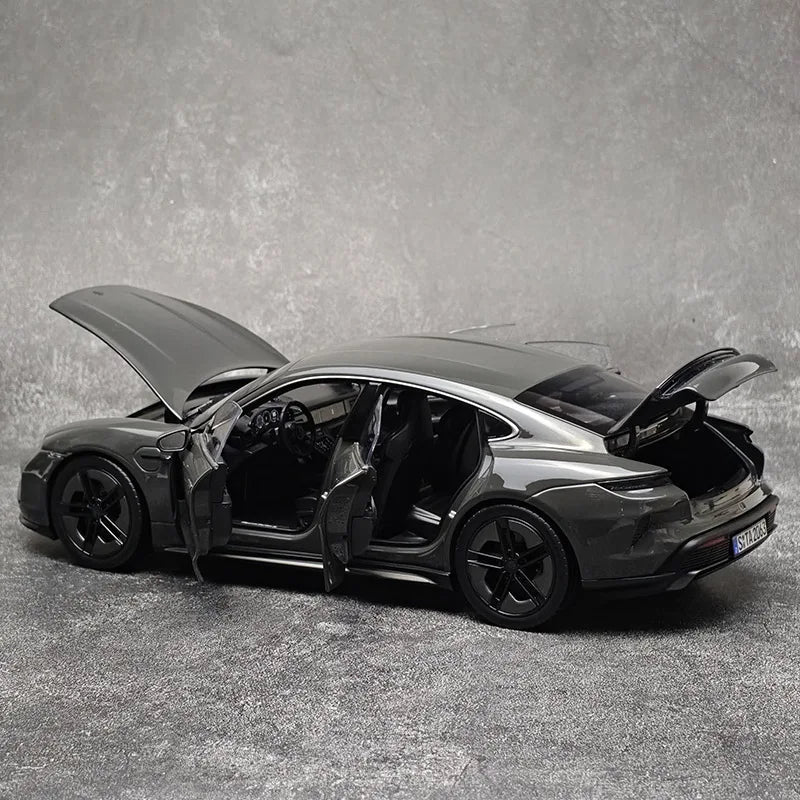 NOREV Escala 1/18 Taycan Turbo S (2024) – Coche deportivo totalmente eléctrico, modelo de aleación, colección de regalos navideños, modelo de coche clásico fundido a presión