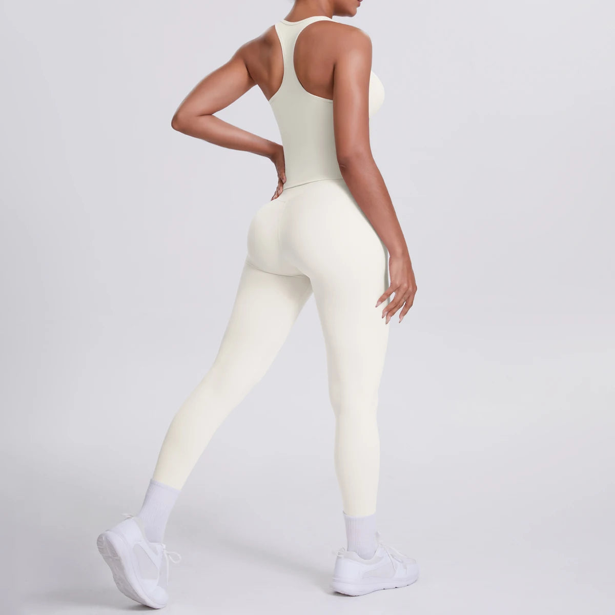 Hamidou - Conjunto de yoga de 2 piezas para mujer: leggings de fitness de secado rápido con efecto push-up y top deportivo con espalda en I de color liso.