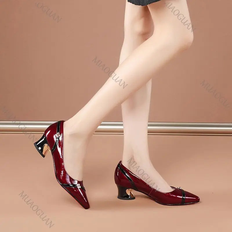Zapatos de tacón medio grueso de cuero suave para primavera y otoño para mujer, zapatos profesionales con punta estrecha y boca poco profunda