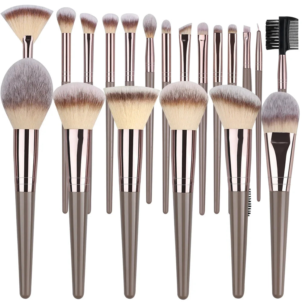 Juego de brochas de maquillaje marrones, herramienta de maquillaje suave portátil, base sintética Premium, correctores, sombras de ojos, maquillaje diario, 1-32 Uds.