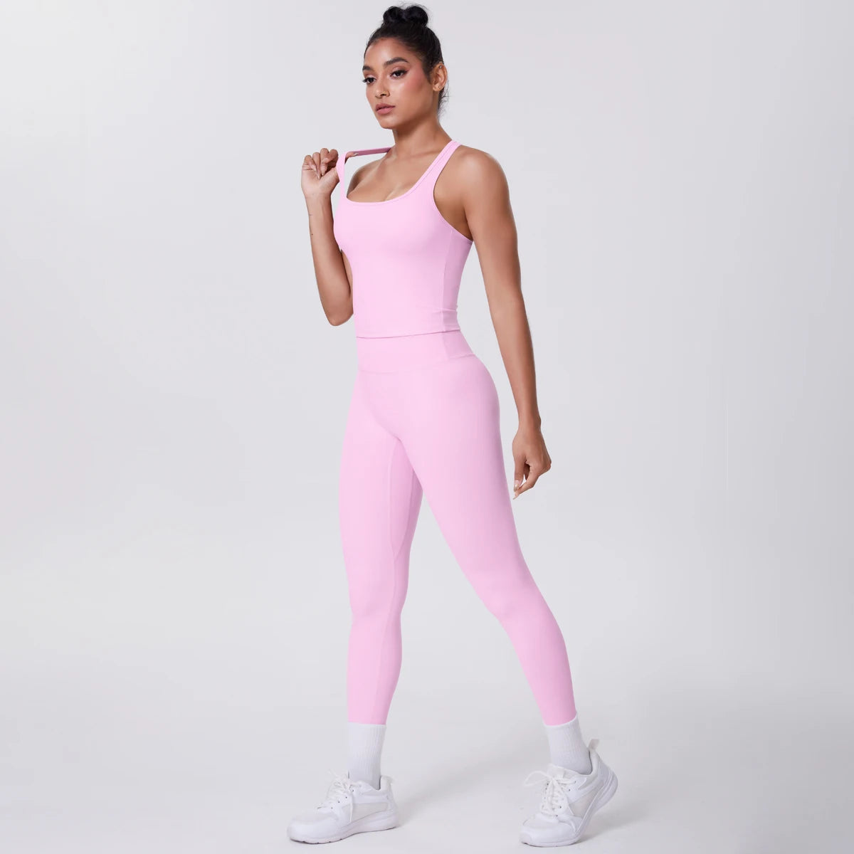 Hamidou - Conjunto de yoga de 2 piezas para mujer: leggings de fitness de secado rápido con efecto push-up y top deportivo con espalda en I de color liso.