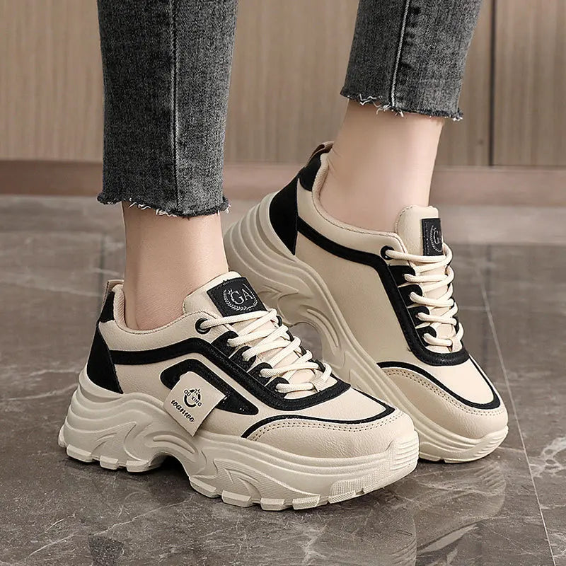 Zapatillas de deporte para mujer, zapatos de cuero con aumento de altura, zapatos informales con cordones a la moda, zapatos vulcanizados para exteriores, zapatos de plataforma de diseñador para mujer