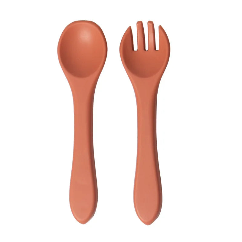 Juego de Cuchara y Tenedor de Silicona de Grado Alimenticio para Bebés, Utensilios de Alimentación para Niños Pequeños con Mango Largo y Cabeza Suave para Alimentos Infantiles