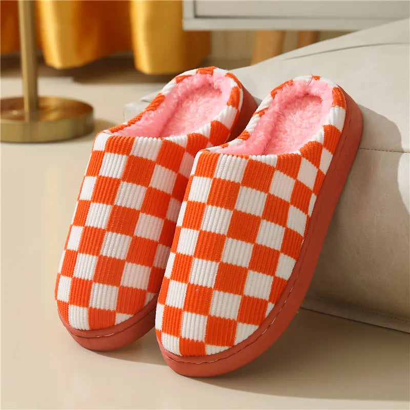 Zapatilla a cuadros para mujer, invierno cálido, hogar, dibujos animados Kawaii, Contton de felpa, interior, divertido, lindo, peludo, zapatos de suelo para casa, tablero de ajedrez femenino