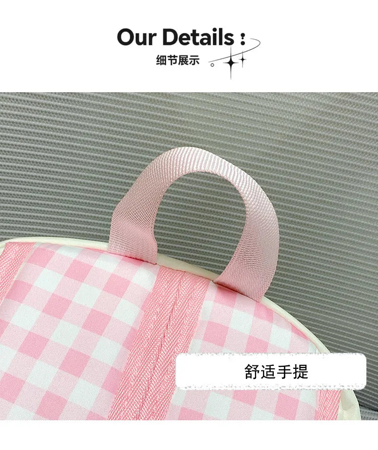 Mochila escolar ligera de nailon a cuadros para niña, bonita mochila impermeable con bordado de fresa Kawaii para ir al trabajo