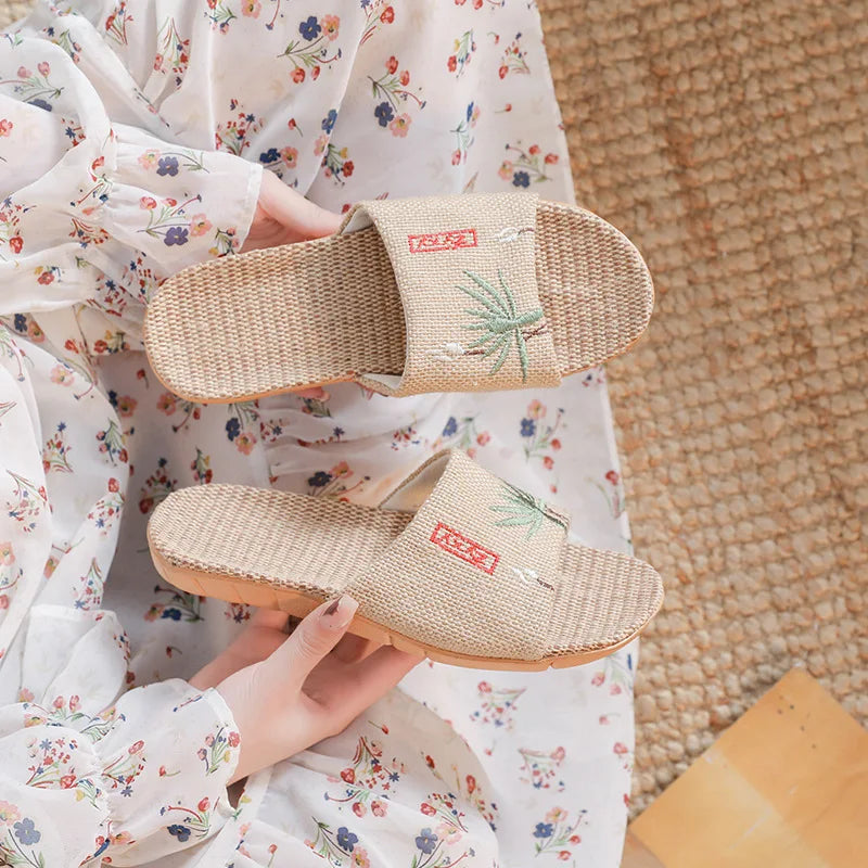 Zapatillas de lino antideslizantes para mujer, sandalias bordadas para el hogar, interior, Verano