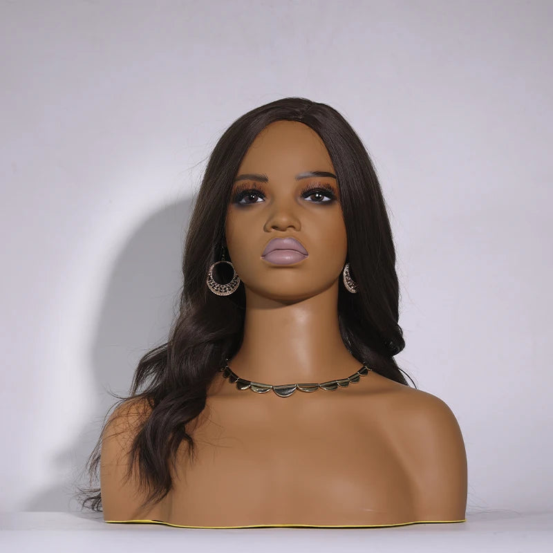 Cabeza de maniquí femenina realista con hombros, labio más completo, pestañas, agujeros para las orejas, cabeza de maniquí de maquillaje africano, busto, soporte para cabeza de peluca