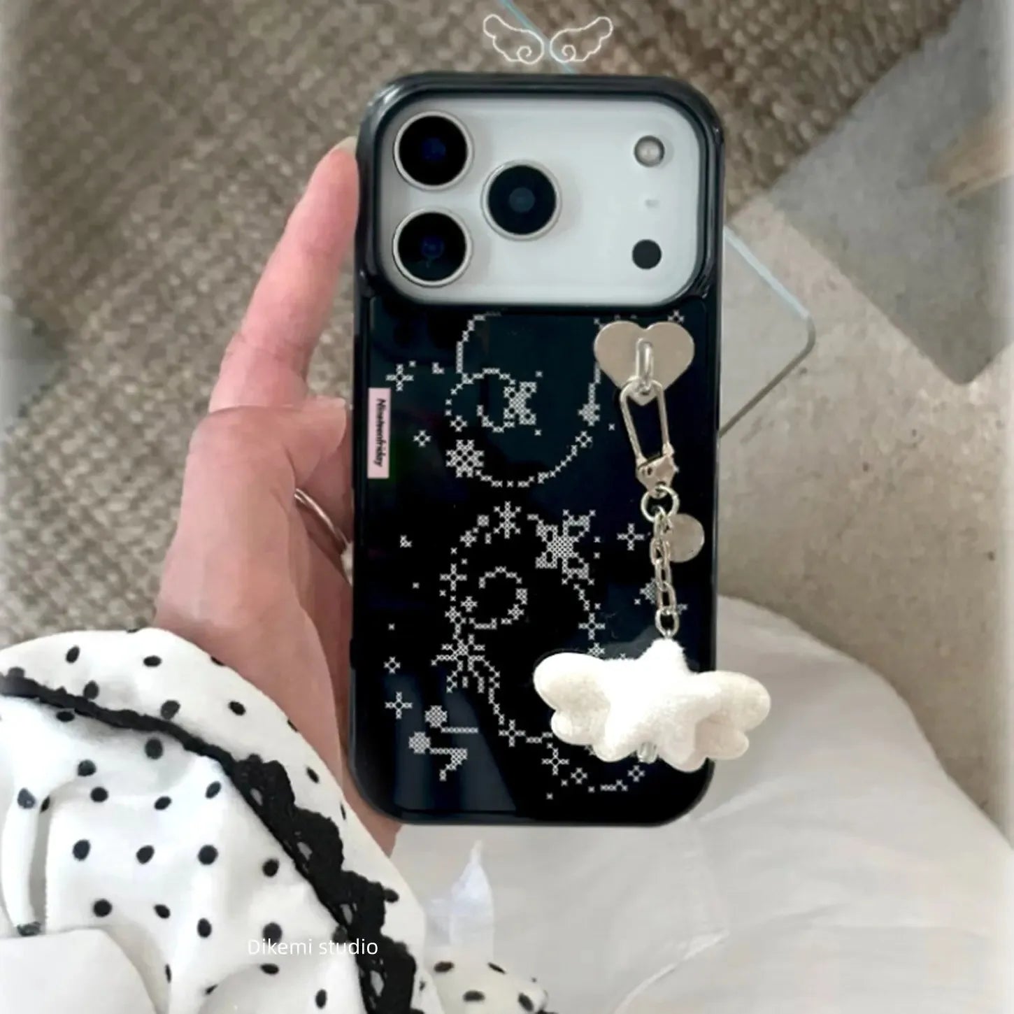 Funda de silicona a prueba de golpes con diseño de conejo coreano Ins Pixel y alas de ángel para iPhone 17 Air 16 15 14 Plus 13 12 11 Pro Max