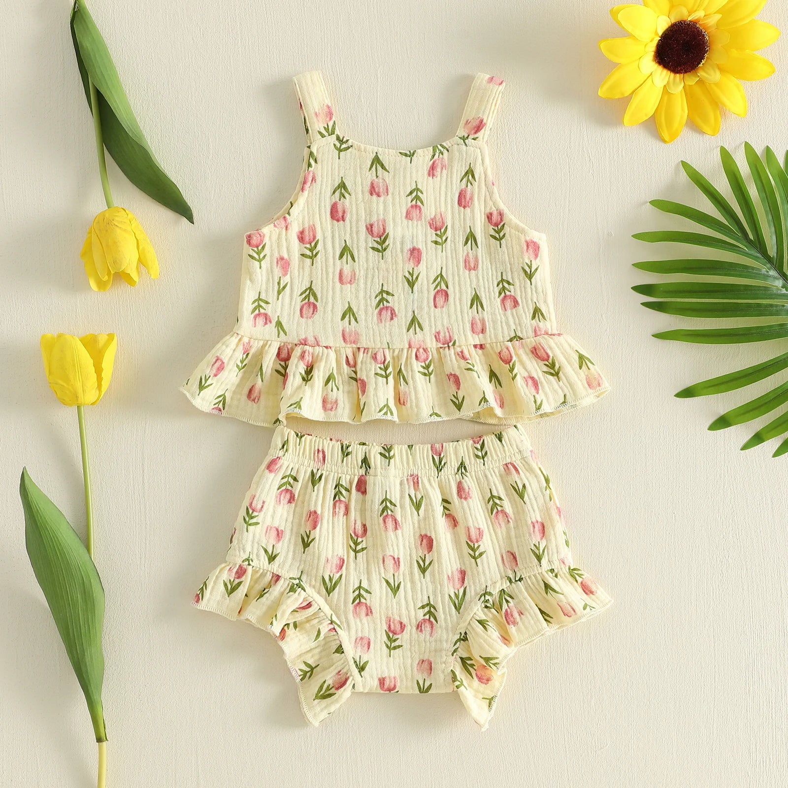 Lioraitiin Conjunto de verano para niñas con estampado floral de tulipanes, sin mangas, cuello cuadrado, camisetas sin mangas, pantalones cortos elásticos con volantes, conjunto de 2 piezas