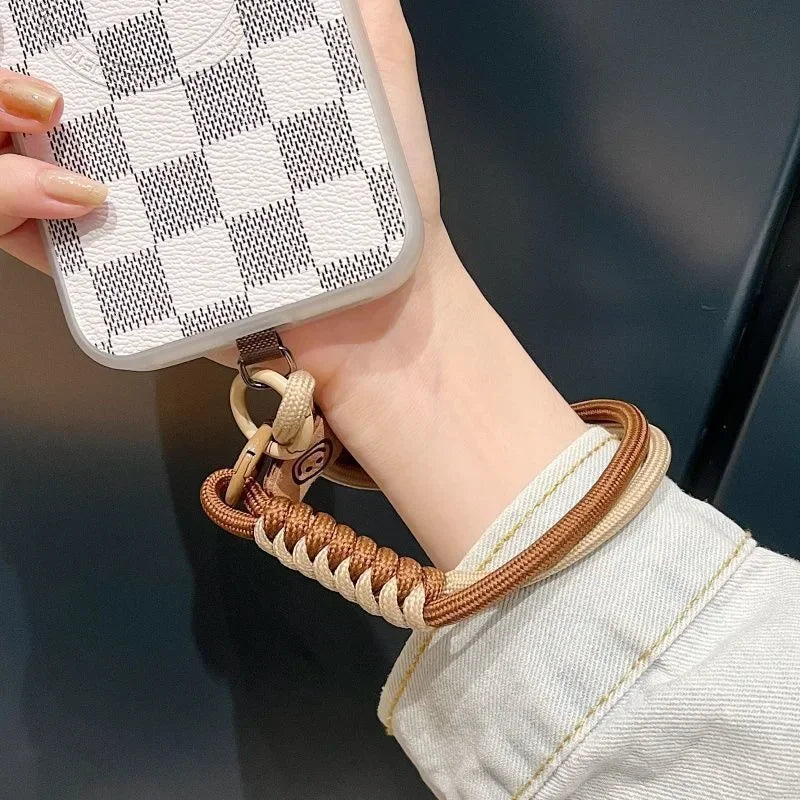 Cordón de teléfono tejido contrastante de estilo británico INS, funda de teléfono corta de mano a la moda, cuerda para muñeca, colgante para equipaje de muñeca, cuerda colgante