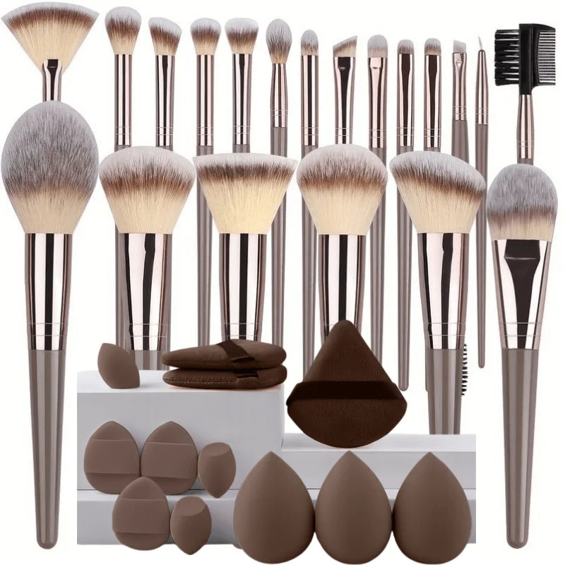 Juego de brochas de maquillaje marrones, herramienta de maquillaje suave portátil, base sintética Premium, correctores, sombras de ojos, maquillaje diario, 1-32 Uds.