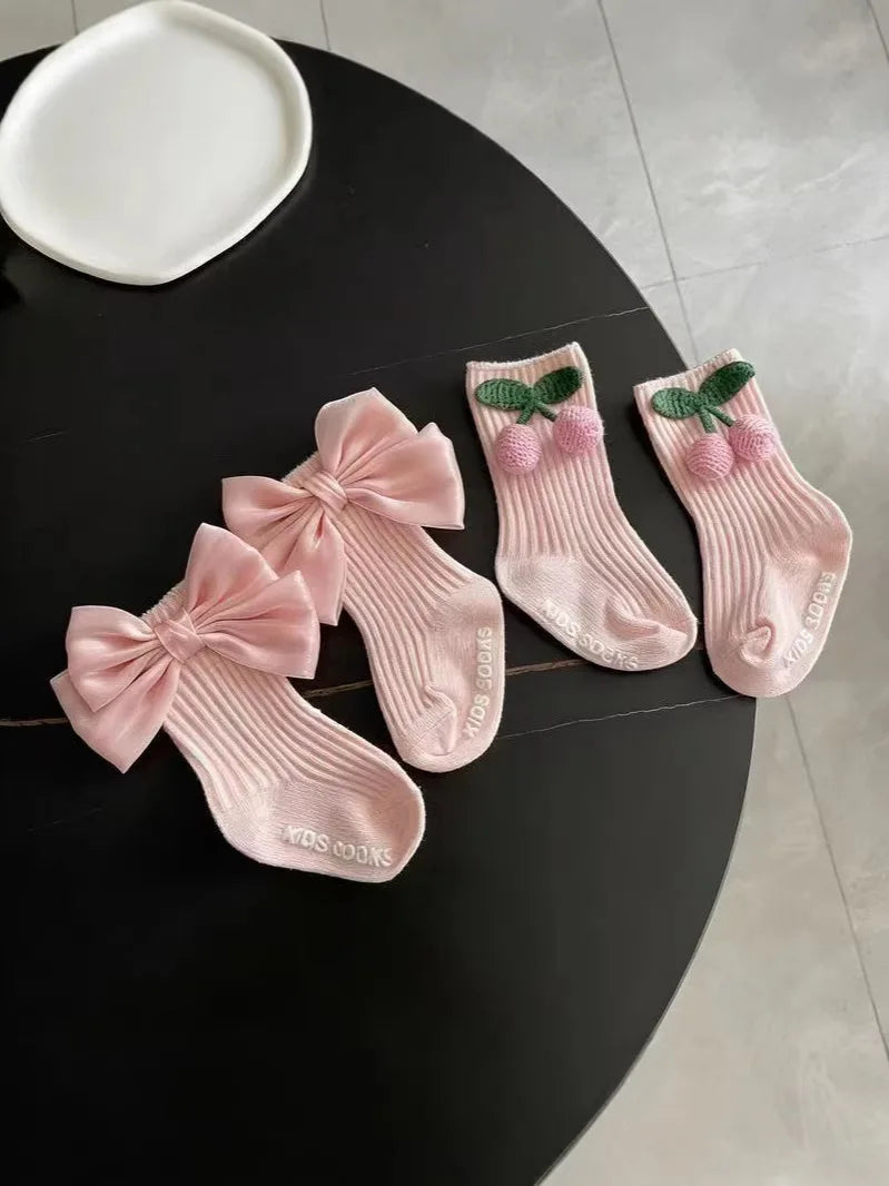 Calcetines rosas para niñas pequeñas, calcetines de algodón con lazo grande y encaje de cereza, calcetines de pantorrilla para niños, calcetines bonitos de princesa para niños de 1 a 5 años