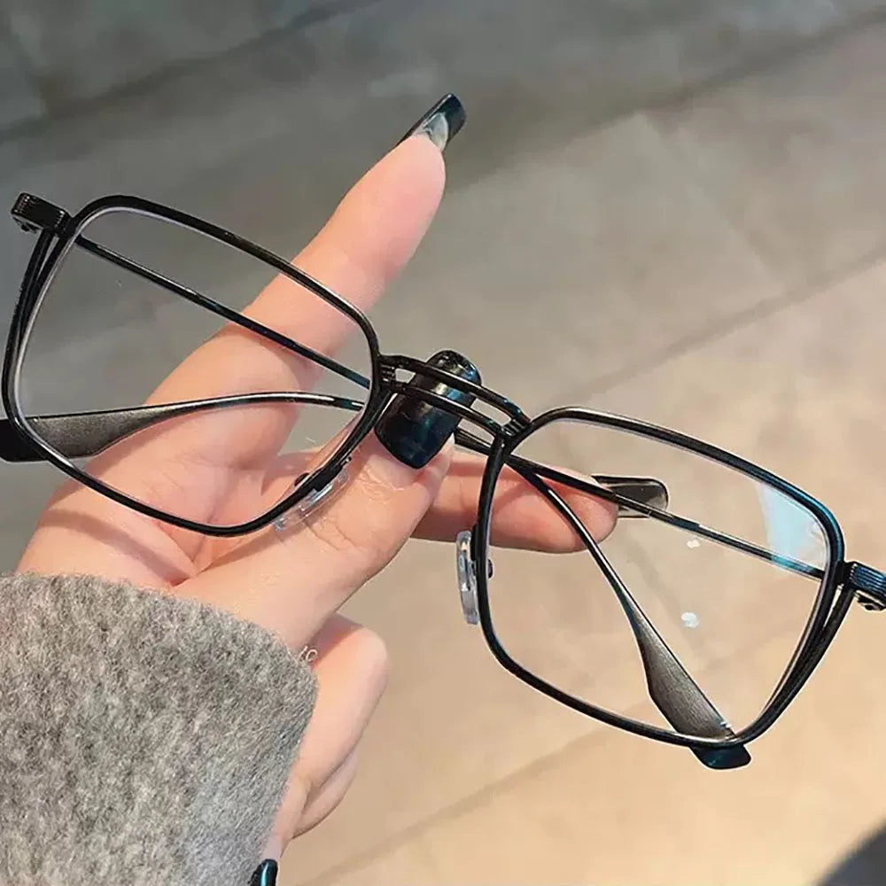 Gafas KLASSNUM para hombre, monturas ópticas de Metal cuadradas Vintage con lentes transparentes para hombre, gafas con lentes de luz azul, diseño de lujo