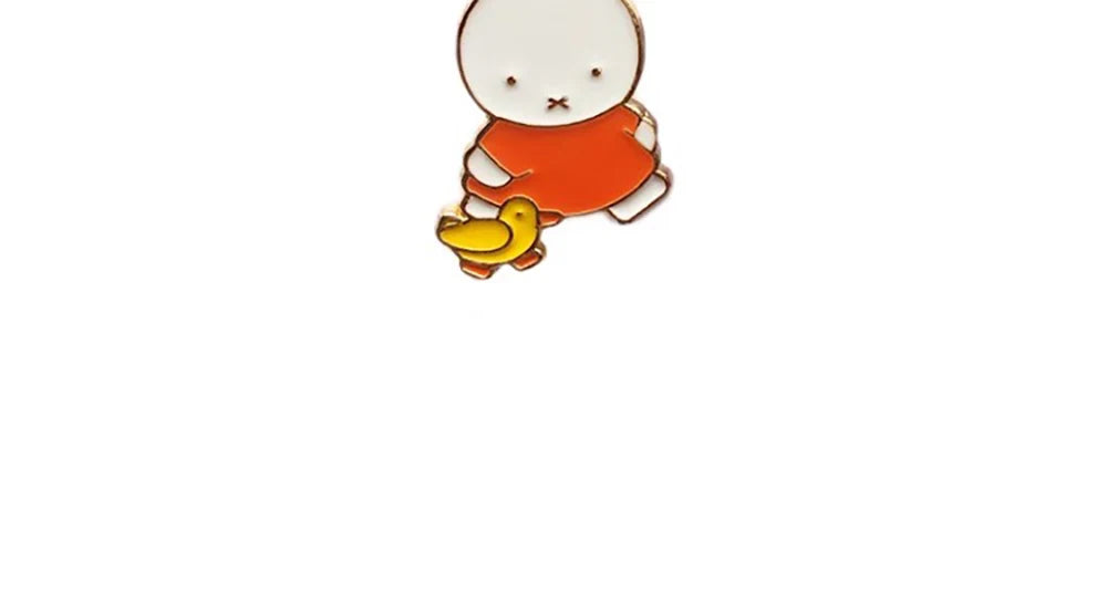 Broche Kawaii Miffy, bonito Pin esmaltado para solapa, accesorios de Metal, sombrero, ropa, mochila, decoración, regalo para niña