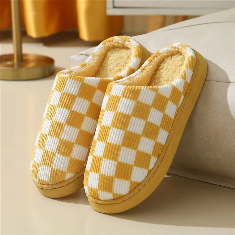 Zapatilla a cuadros para mujer, invierno cálido, hogar, dibujos animados Kawaii, Contton de felpa, interior, divertido, lindo, peludo, zapatos de suelo para casa, tablero de ajedrez femenino