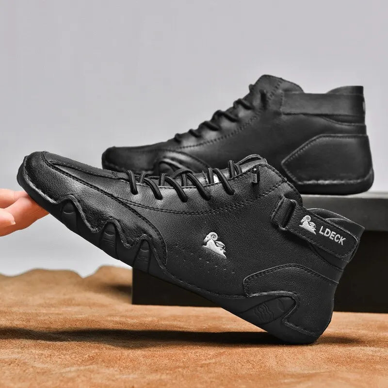 Botas de hombre, zapatos informales de invierno para motocicleta, zapatillas altas impermeables, calzado de lujo, 2023
